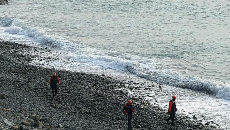 KAYIP BALIKÇI 9 GÜNDÜR SAHİLDE VE DENİZDE ARANIYOR   