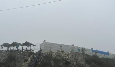 ANTAKYA’DA SİS ETKİLİ OLDU   