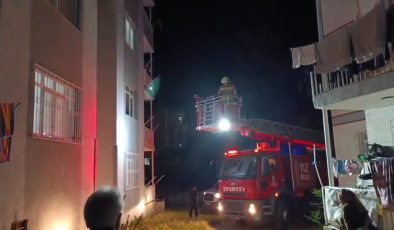 BALKONDAN DÜŞEREK YARALANAN YAŞLI ADAM OPERASYONLA KURTARILDI 