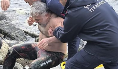 ZIPKIN BACAĞINA SAPLANDI, AYAĞINDA ZIPKINLA HASTANEYE GÖTÜRÜLDÜ   