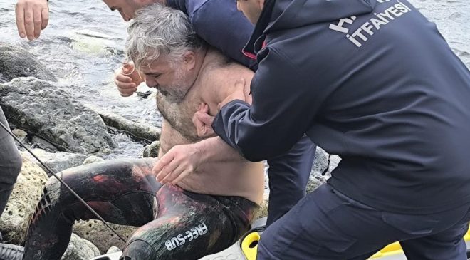 ZIPKIN BACAĞINA SAPLANDI, AYAĞINDA ZIPKINLA HASTANEYE GÖTÜRÜLDÜ   