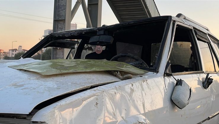 TAKLA ATARAK HURDAYA DÖNEN TOFAŞ’IN SÜRÜCÜSÜ YARALANDI   