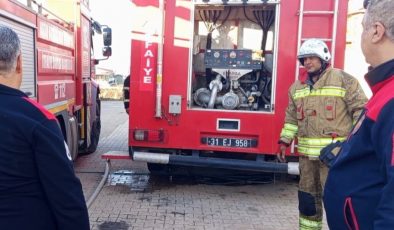 REYHANLI’DA YANAN EV KULLANILMAZ HALE GELDİ   