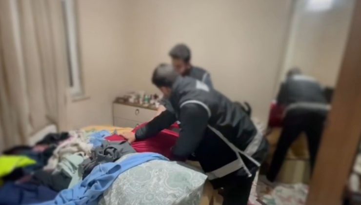 40 YIL HAPİS CEZASIYLA ARANIYORDU, GARDIROPTAN ÇIKTI   