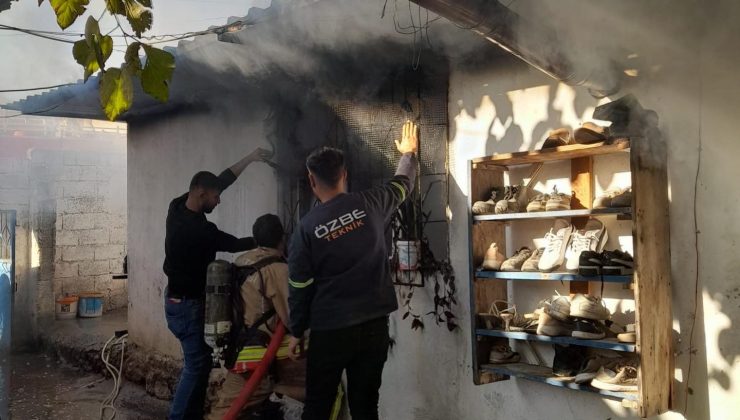 ERZİN’DE MÜSTAKİL EV YANDI   