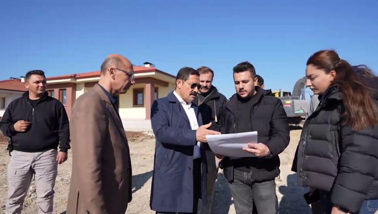 HATAY’IN KIRSAL MAHALLELERİNDE DEPREM KONUTLARINDA ÇALIŞMALARINDA SONA GELİNDİ   