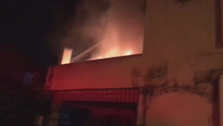 HATAY’DA MÜSTAKİL EV ALEVLERE TESLİM OLDU 