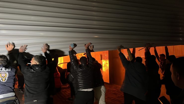 HATAY’DA 9 İŞ YERİ YANARAK KULLANILMAZ HALE GELDİ 