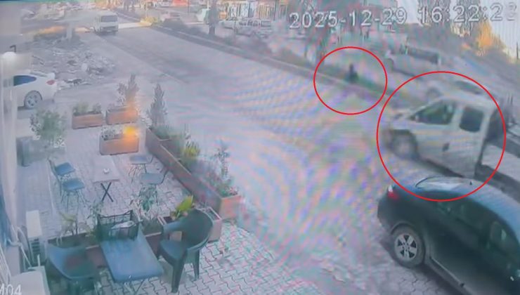 KOŞARAK KARŞIYA GEÇEN ÇOCUK SANİYELERLE ÖLÜMDEN DÖNDÜ   