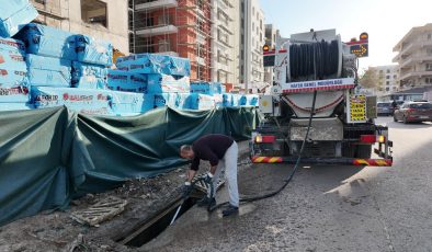 83 KİLOMETREYİ AŞAN KANALİZASYON HATTI TEMİZLENDİ