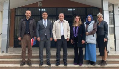 BAYRAKDAR’DAN EĞİTİM CAMİASINA DESTEK ZİYARETİ