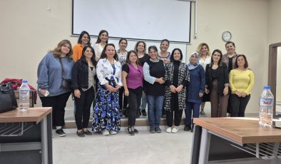 HMKÜ’DEN HATAYLI KADIN GİRİŞİMCİLERE DİJİTAL DÖNÜŞÜM VE YAPAY ZEKÂ DESTEĞİ