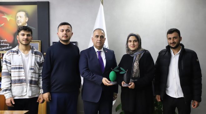 BAŞKAN SARI’NIN GENÇLİK AŞISI TUTTU