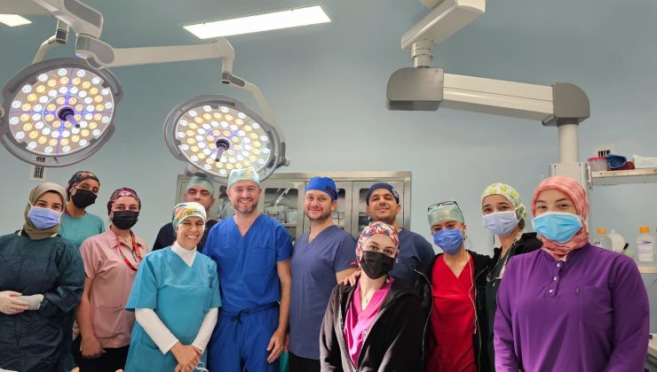 DÖRTYOL DEVLET HASTANESİ’NDE V-NOTES CERRAHİSİ İLE YAPILAN İLK AMELİYAT BAŞARIYLA GERÇEKLEŞTİ