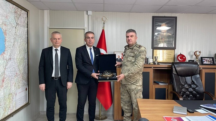 BAŞKAN ÇELİK’TEN ÇELİK’TEN ANLAMLI ZİYARET