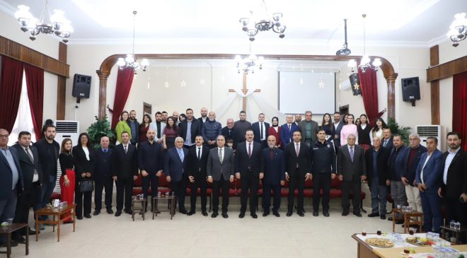 ALTINÖZÜ PROTOKOLÜNDEN HRİSTİYAN VATANDAŞLARA NOEL ZİYARETİ