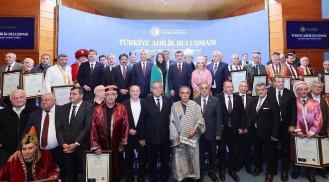 HATAYLI ESNAF BAŞKANINA BÜYÜK GURUR 