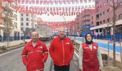 ALKAN: HATAY’IN GURUR GÜNÜNDE SAHADAYDIK