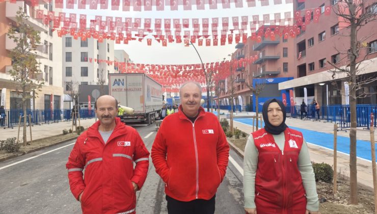 ALKAN: HATAY’IN GURUR GÜNÜNDE SAHADAYDIK