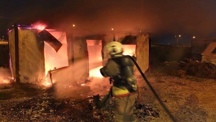 ANTAKYA’DA KONTEYNER YANGINI   