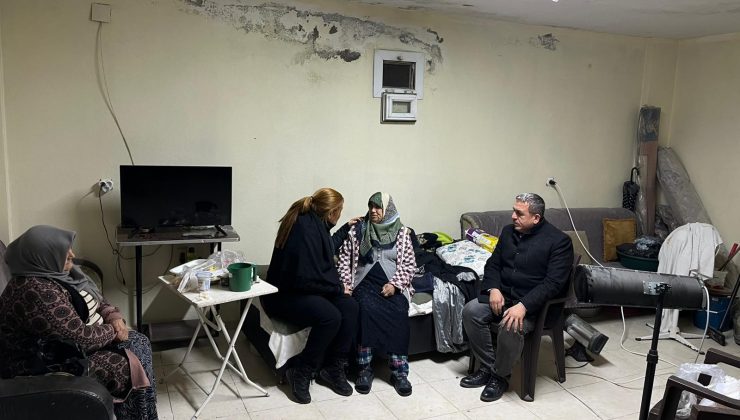 GÖRME ENGELLİ YAŞLI KADINA DEVLETTEN ŞEFKAT ELİ: “ELVEDA EVİM” DİYEREK YILLARDIR YAŞADIĞI EVİNE GÖZYAŞLARIYLA VEDA ETTİ   