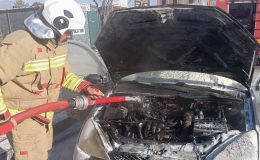 DEFNE’DE ARAÇ YANGINI   