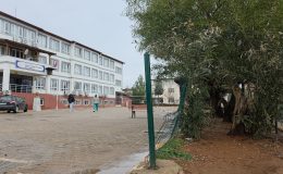 OKUL BAHÇESİNDE 17 YAŞINDAKİ ÇOCUĞUN CANSIZ BEDENİ BULUNDU  