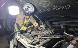 SAMANDAĞ’DA OTOMOBİL YANGINI   