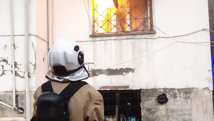 DEFNE’DE EV YANGINI   