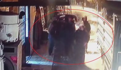 ALACAK VERECEK TARTIŞMASI, TAŞLI BIÇAKLI KAVGAYA DÖNÜŞTÜ: 1 YARALI 