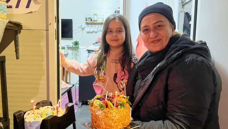 SÜRPRİZ DOĞUM GÜNÜYLE YÜZÜ GÜLEN ALYA’NIN DİLEĞİ YÜREKLERİ ISITTI    