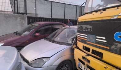 HATAY’DA 5 ARACIN ÇARPIŞTIĞI KAZA KAMERADA 