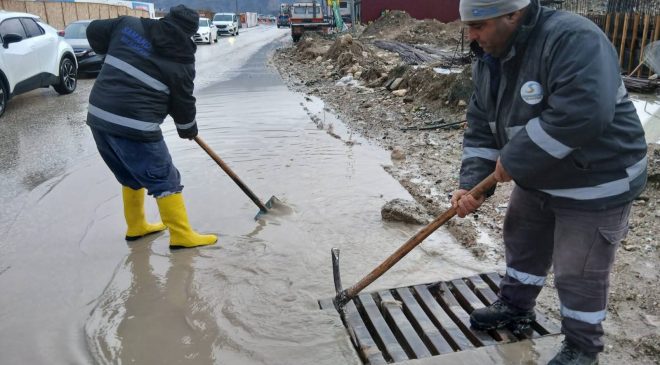SAMANDAĞ BELEDİYESİ TÜM EKİPLERİYLE SAHADA TEYAKKUZ HALİNDE