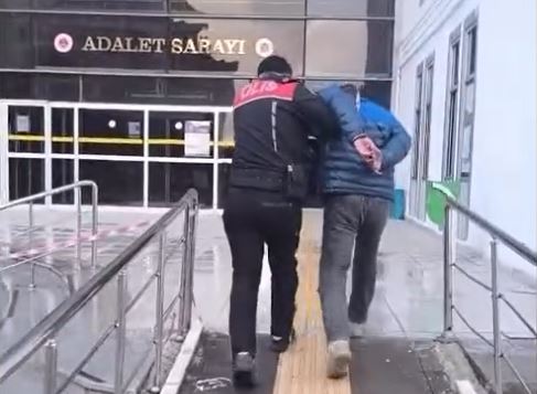 HATAY’DA SAHTE KİMLİKLİ ŞAHIS YUNUS POLİSİN DİKKATİNDEN KAÇAMADI 