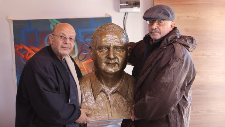 DR. ADNAN EZELSOY’UN BÜSTÜ TAMAMLANDI