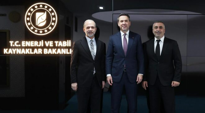 HATAY MİLLETVEKİLLERİNDEN BAKAN BAYRAKTAR’A ZİYARET