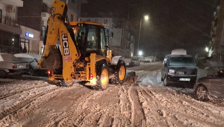 HBB’NİN KARLA MÜCADELESİ GECE BOYUNCA SÜRDÜ