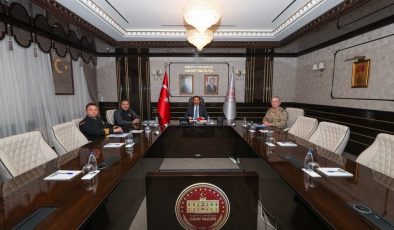 VALİ MASATLI GÜVENLİK ZİRVESİNE KATILDI