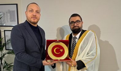 URFALI’DAN SURİYE’DE ANLAMLI ZİYARET