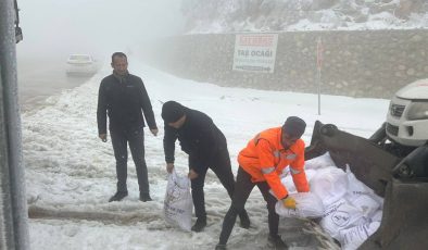 YAYLADAĞI’NDA BEYAZ ESARETLE MÜCADELE SÜRÜYOR