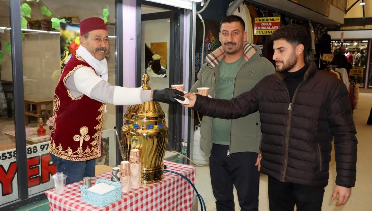 HANÇER USTA’DAN KIŞA ÖZEL LEZZET: GELENEKSEL TARÇINLI SALEP