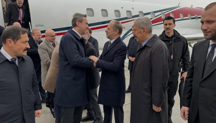 ENERJİ VE TABİİ KAYNAKLAR BAKANI ALPARSLAN BAYRAKTAR HATAY’DA 