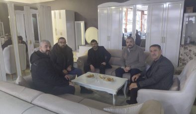 ERTUĞRUL: “ESNAFIMIZIN YANINDA VE EMRİNDEYİZ”