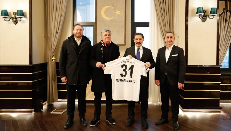 BJK SPOR KULÜBÜ BAŞKANI SERDAL ADALI HATAY VALİLİĞİ’Nİ ZİYARET ETTİ 