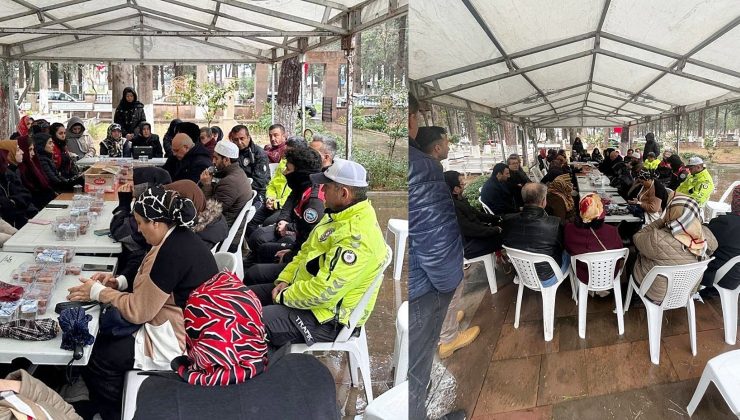 HATAY’DA DEPREMDE HAYATINI KAYBEDEN POLİS MEMURU MEZARI BAŞINDA ANILDI 